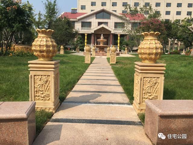 山東豪擲500萬自建園林美景，故宮后花園都不能與之匹敵！