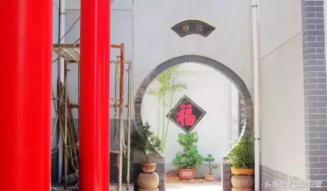 陜西自建四合院式住宅，古色古香，全被一個海爾太陽能熱水器毀了