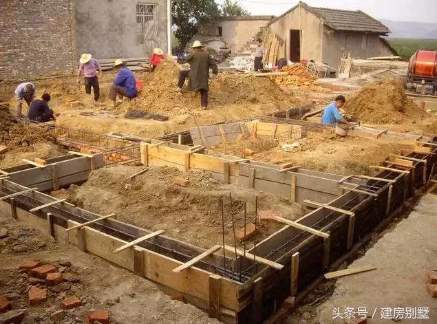 20萬打造三層農(nóng)村小樓房，為了省錢用預(yù)制板遭痛斥
