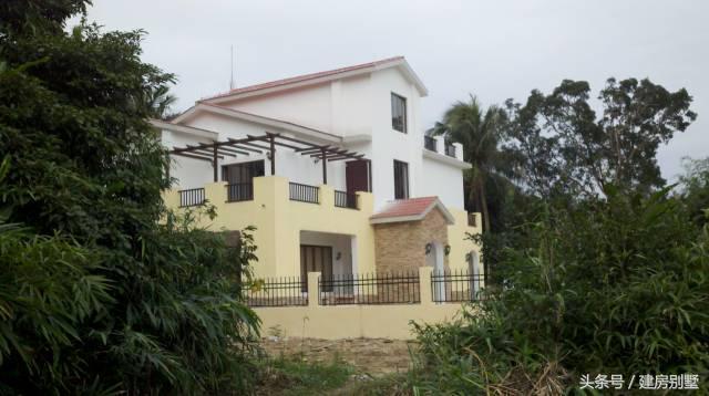 海南網(wǎng)友33萬農村自建房，跟趙本山那套別墅有的一拼