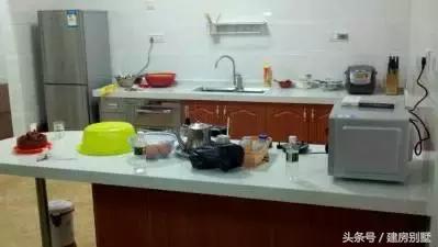 海南網(wǎng)友33萬農村自建房，跟趙本山那套別墅有的一拼