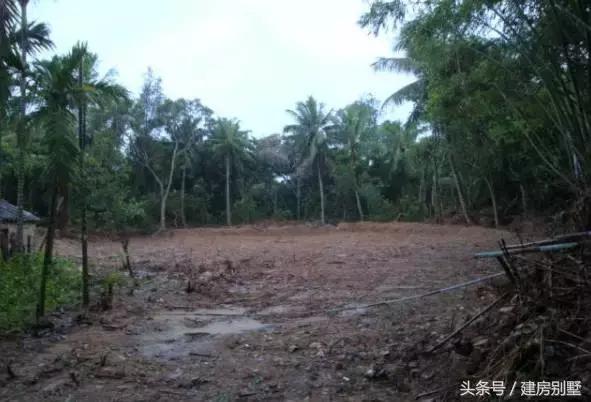 海南網(wǎng)友33萬農村自建房，跟趙本山那套別墅有的一拼