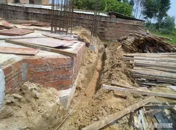 粵西網(wǎng)友自建庭院式別墅，全框架結(jié)構(gòu)被說太土豪