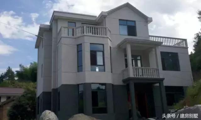 浙江網(wǎng)友自建三層別墅，拿100萬的別墅跟我換也不要