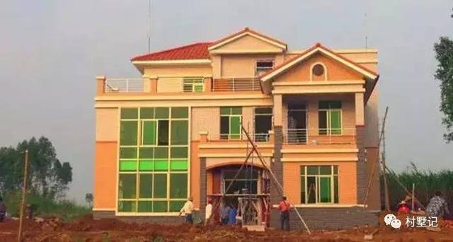 直播農(nóng)村別墅建房全過程，自己不懂建房也不怕