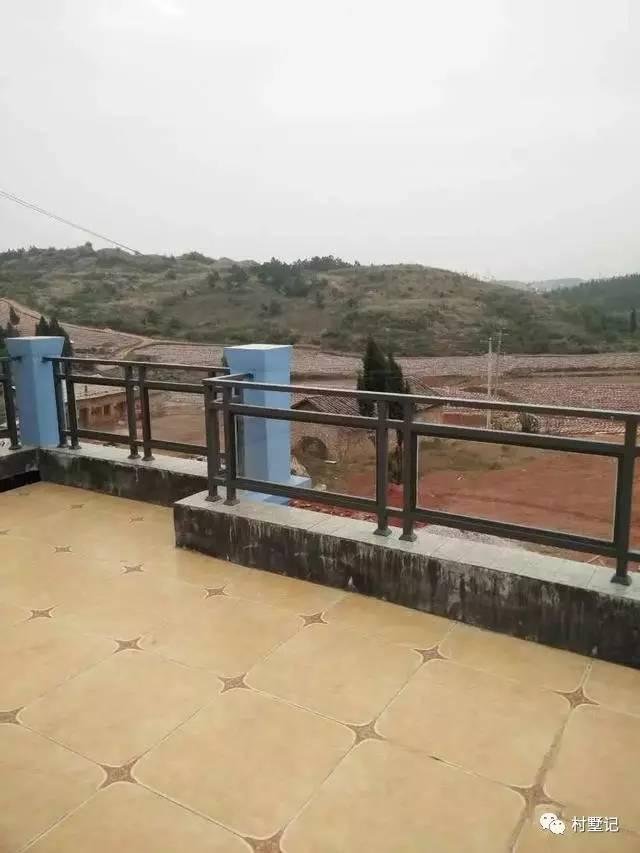 造價(jià)加裝修才30萬的三層農(nóng)村別墅，網(wǎng)友紛紛表示不相信
