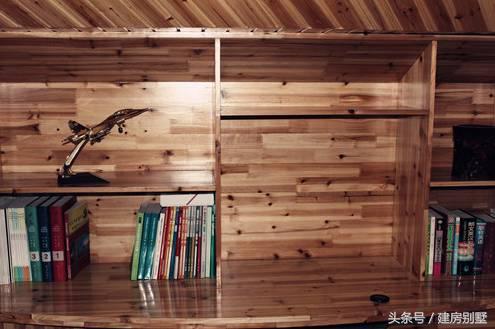 上海兄妹自建兩棟農(nóng)村別墅，父母住在一層小平房，合適嗎？