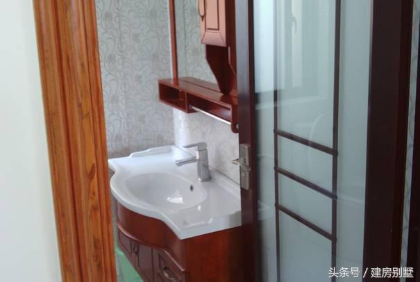 北京小伙自建三層帶庭院農(nóng)村別墅，爸爸媽媽超滿意