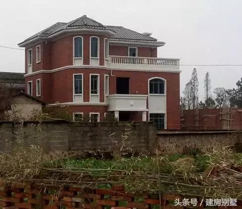 贛南不止臍橙種的好吃，農(nóng)村別墅蓋得也是一級棒