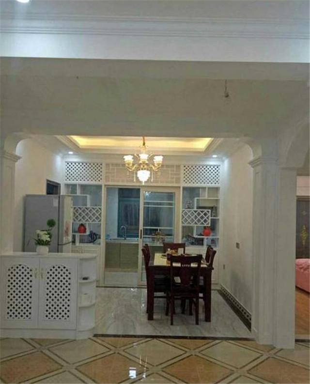 曬曬我的自建房，村里首富花了65萬蓋的，全村人都搶著要參觀