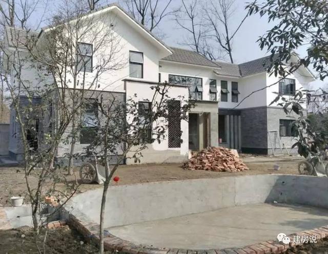 網(wǎng)友40萬自建農(nóng)村別墅三合院，中式花園引全村沸騰