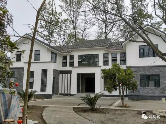 網(wǎng)友40萬自建農(nóng)村別墅三合院，中式花園引全村沸騰