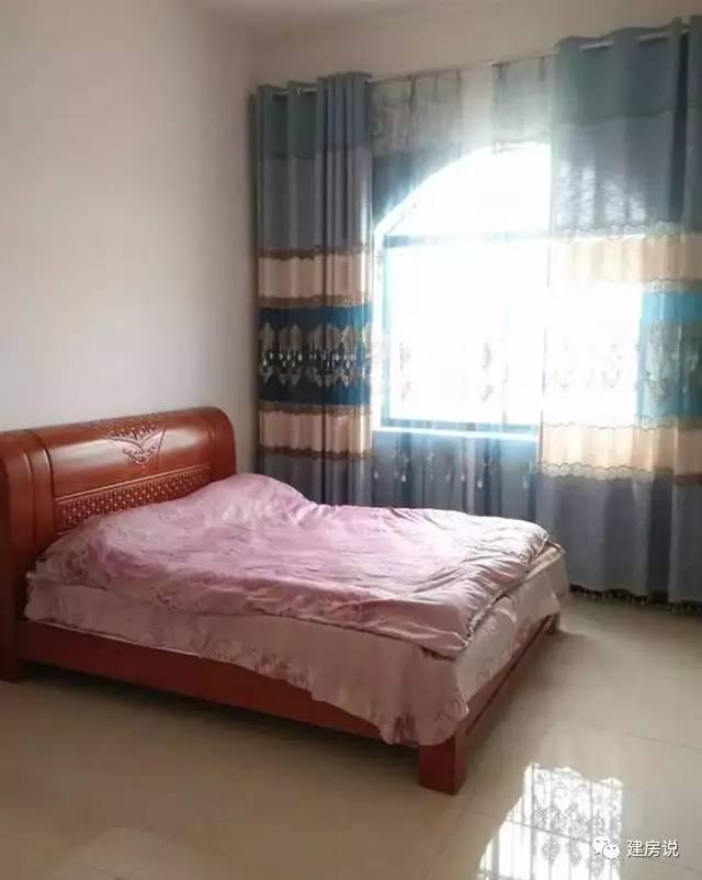 云南網(wǎng)友53萬自建三層洋別墅，內(nèi)設(shè)KTV媲美百萬豪宅