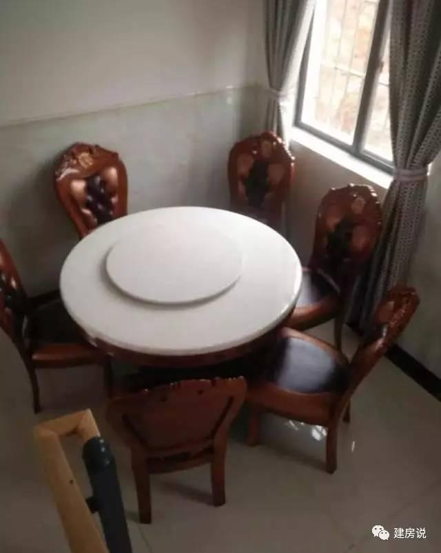 云南網(wǎng)友53萬自建三層洋別墅，內(nèi)設(shè)KTV媲美百萬豪宅