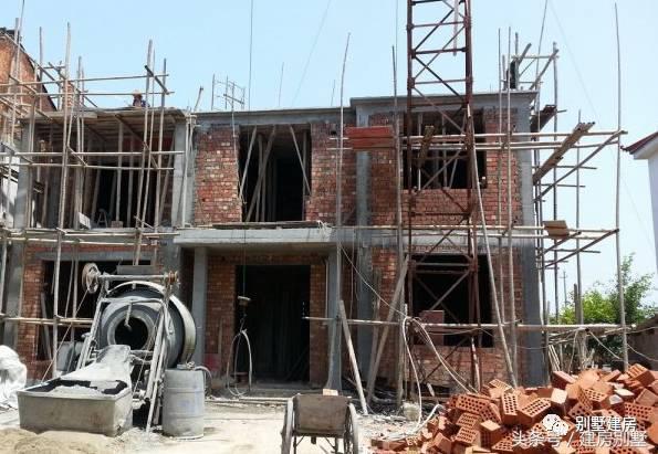 浙江湖州土豪老板自建三層豪宅，快活似神仙