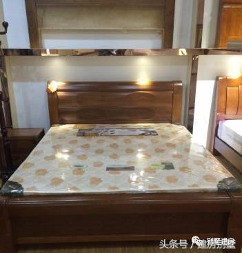 70后浙江美女回老家建三層別墅，孝敬爸媽，頤養(yǎng)天年