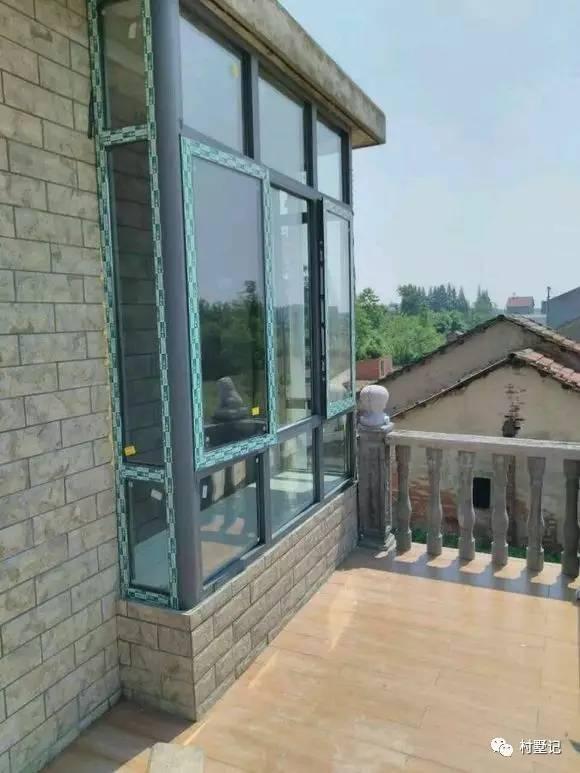 湖北自建二層農(nóng)村別墅，朋友圈里都在說(shuō)這套很實(shí)用