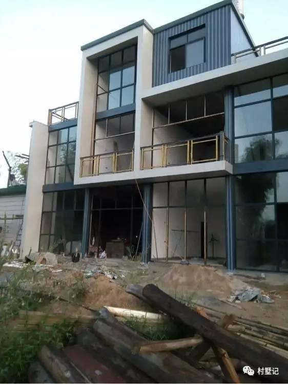 江西老表花60萬自建農(nóng)村別墅，全村就他家一棟