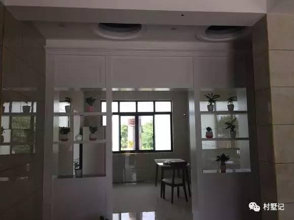 「附裝修實(shí)拍」兩層自建農(nóng)村別墅，看后才覺得自家的房子白建了