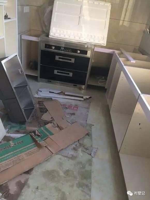 「附裝修實(shí)拍」兩層自建農(nóng)村別墅，看后才覺得自家的房子白建了