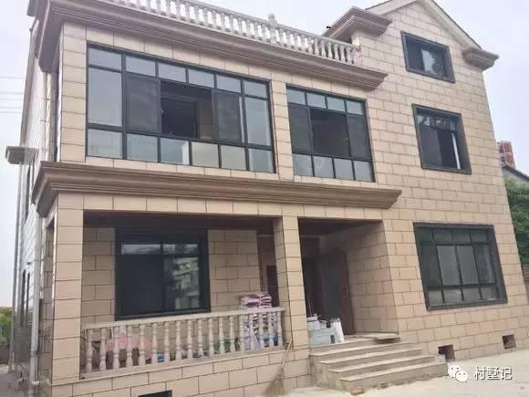 「附裝修實(shí)拍」兩層自建農(nóng)村別墅，看后才覺得自家的房子白建了