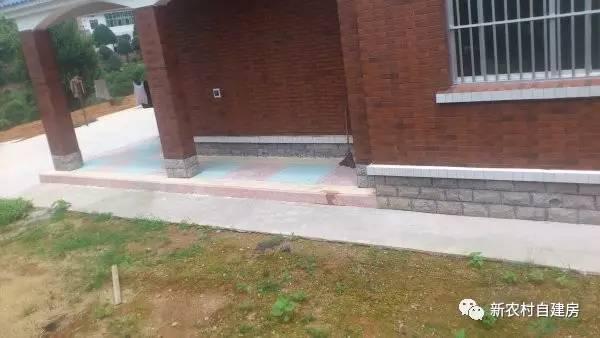 婆家非要兩兄弟把房子建在一起，現(xiàn)在好了