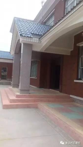 婆家非要兩兄弟把房子建在一起，現(xiàn)在好了