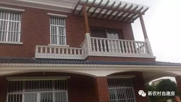 婆家非要兩兄弟把房子建在一起，現(xiàn)在好了