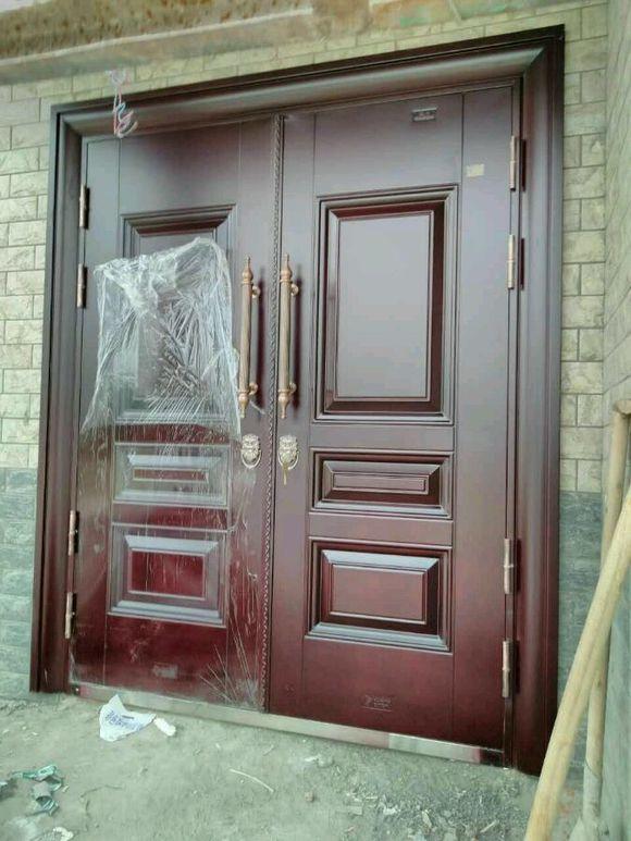 小伙花50萬為父母建別墅養(yǎng)老，卻被網(wǎng)友噴慘了