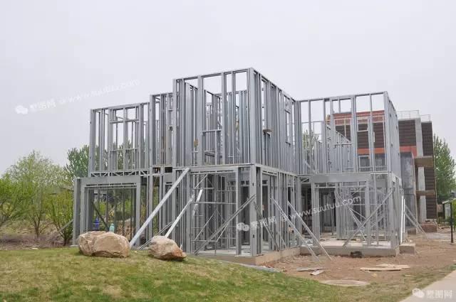 不用一磚一瓦建能抗9級地震的別墅，建造時間還特別短