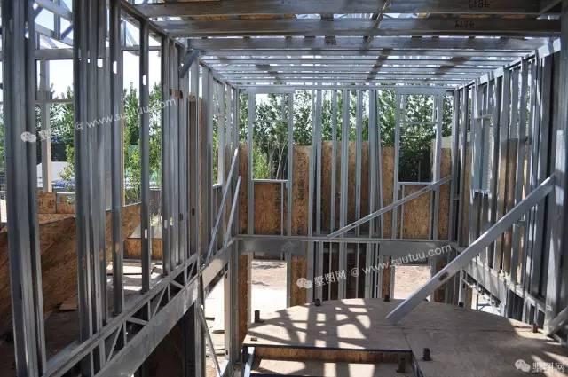 不用一磚一瓦建能抗9級地震的別墅，建造時間還特別短