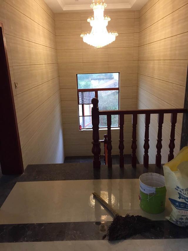 三層復(fù)式小別墅，都說不管從哪個方向看都好看，這錢花的太值了！