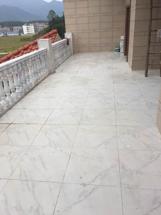 三層復(fù)式小別墅，都說不管從哪個方向看都好看，這錢花的太值了！