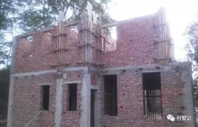 湖北老板40萬建中式農(nóng)村別墅，看一眼就心動(dòng)