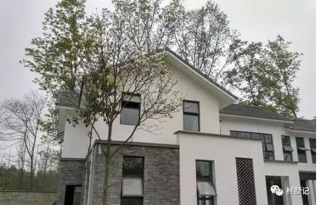 湖北老板40萬建中式農(nóng)村別墅，看一眼就心動(dòng)