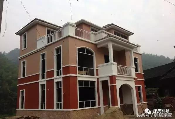 借錢也要蓋的一款別墅圖，房子周正外觀大氣，太值了