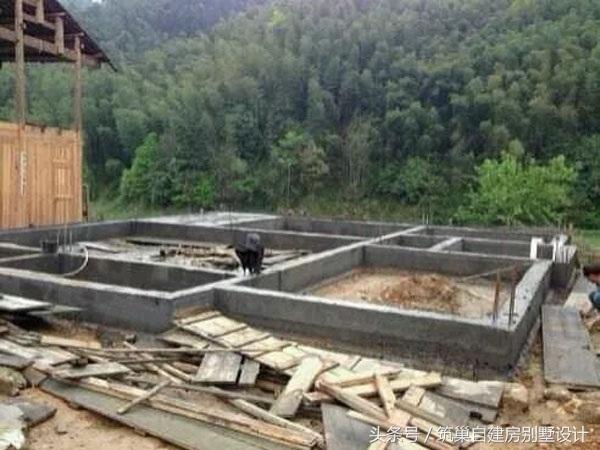 農(nóng)村自建別墅圖實(shí)拍案例：11x10米三層自建房設(shè)計(jì)效果圖+平面圖，相當(dāng)經(jīng)濟(jì)適用