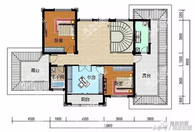 三層豪宅別墅圖，第一棟配開放式車庫，第二棟設(shè)電梯井