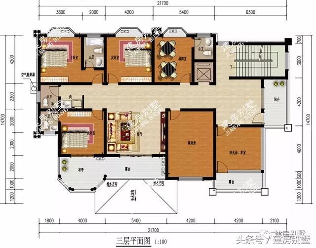 三層豪宅別墅圖，第一棟配開放式車庫，第二棟設(shè)電梯井