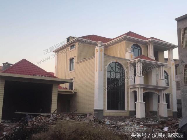 3套經(jīng)典別墅圖，外觀簡(jiǎn)約不單調(diào)，性價(jià)比超高，農(nóng)村蓋房首選戶型！