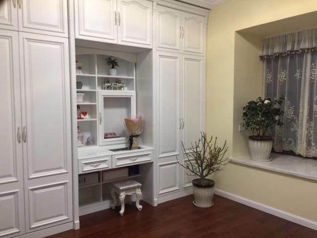 120平花了30萬裝修，衣帽間的設(shè)計太棒了！