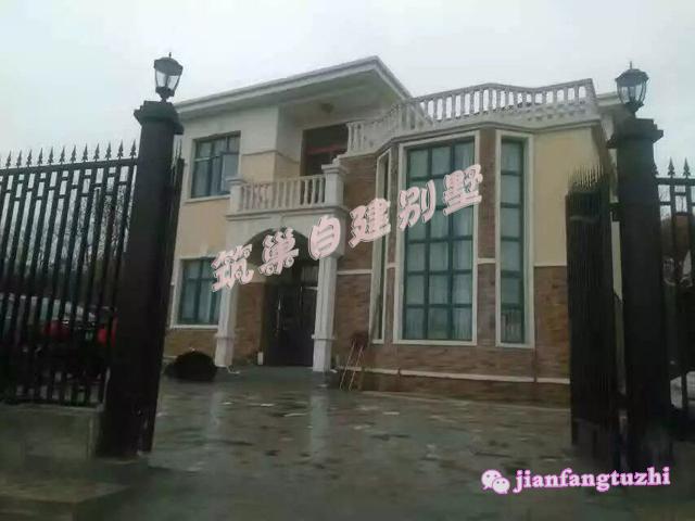 100平方米簡歐式二層農(nóng)村自建房，10*10米，簡單實用。