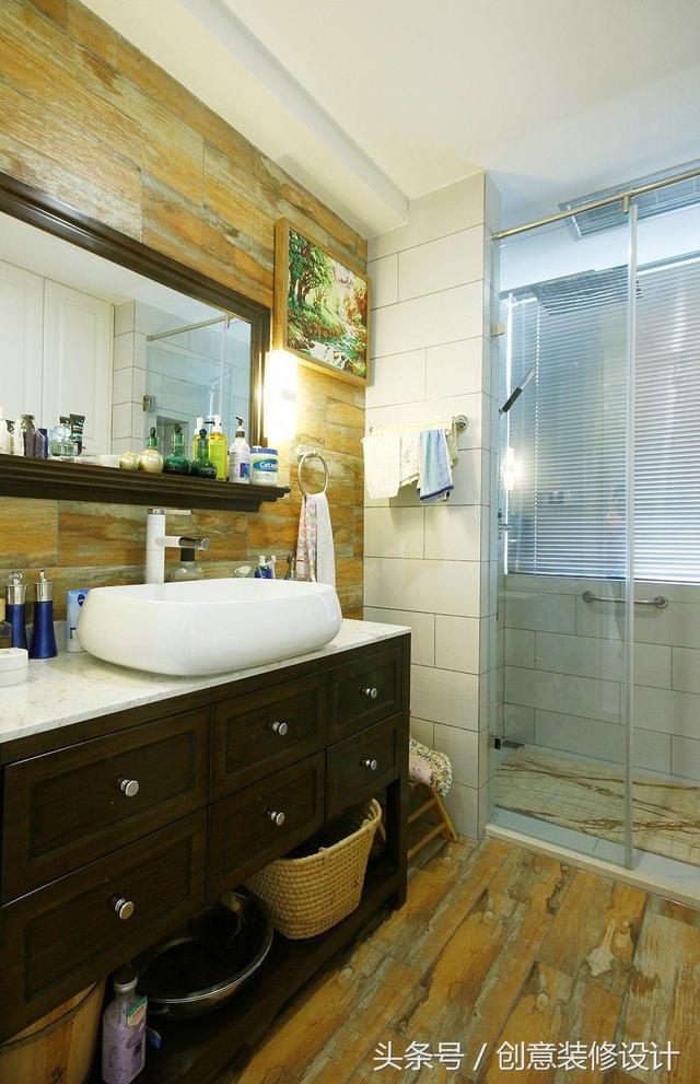 三室兩廳設計費就花了3W，142㎡奇葩戶型裝修，看完效果這錢花的值！