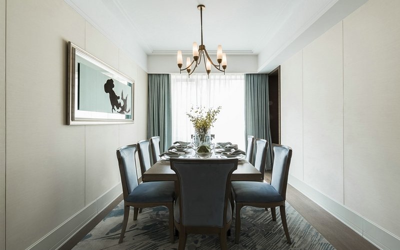 120平米的房子裝修成歐美風(fēng)情的風(fēng)格，受到大家的熱烈追捧