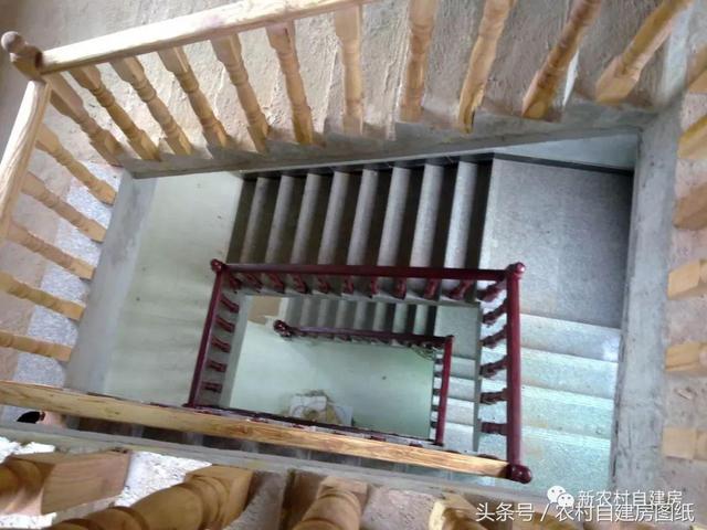 30萬(wàn)的別墅設(shè)計(jì)圖，10年增值了4倍，現(xiàn)在都有人照著建