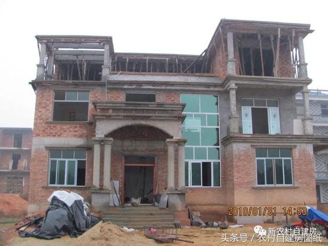 30萬(wàn)的別墅設(shè)計(jì)圖，10年增值了4倍，現(xiàn)在都有人照著建