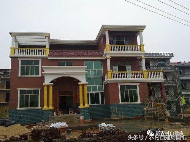 30萬(wàn)的別墅設(shè)計(jì)圖，10年增值了4倍，現(xiàn)在都有人照著建