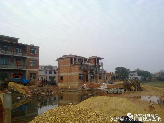 30萬(wàn)的別墅設(shè)計(jì)圖，10年增值了4倍，現(xiàn)在都有人照著建