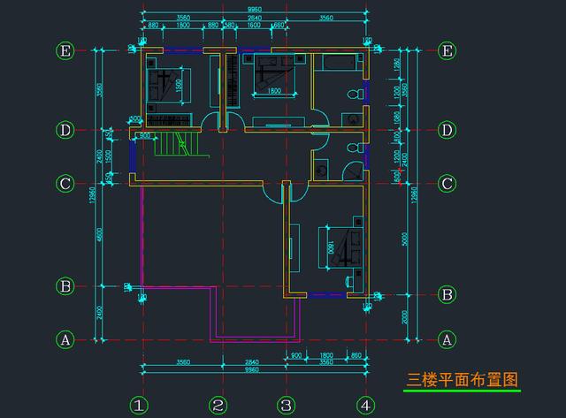 三層自建房帶羅馬柱，外觀造型簡(jiǎn)潔大方，色彩明快