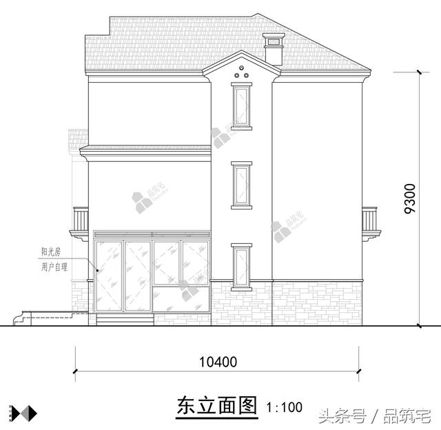12X10三層西班牙風(fēng)格別墅圖，戶型方正、緊湊實用，有露臺有陽光房有院子，一家共享天倫~